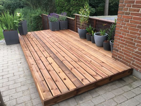 Cost of Platform Deck Installation in New Castle